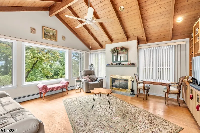 498 Morris Ave Boonton Town, NJ 07005