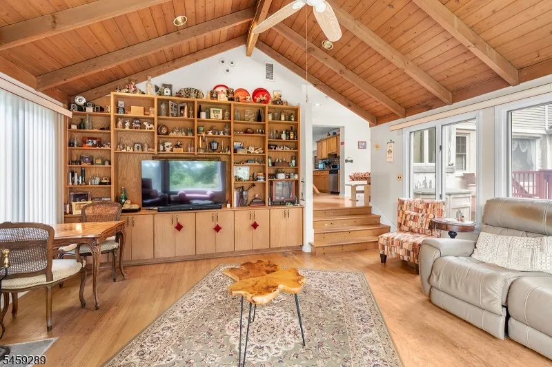 498 Morris Ave Boonton Town, NJ 07005