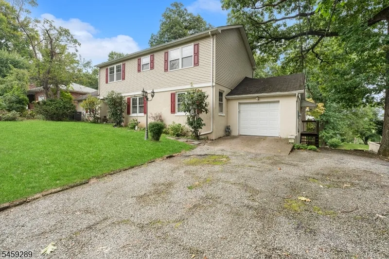 498 Morris Ave Boonton Town, NJ 07005