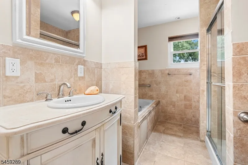 498 Morris Ave Boonton Town, NJ 07005