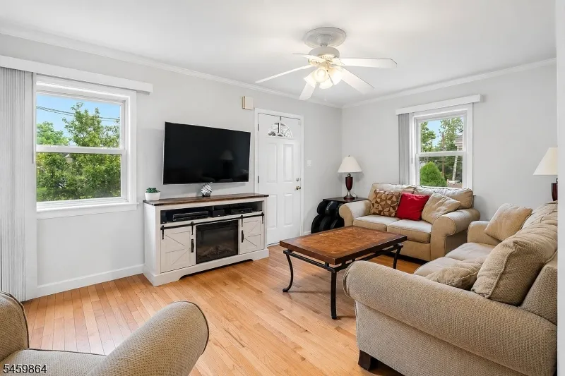 1601 Raritan Rd Clark, NJ 07066