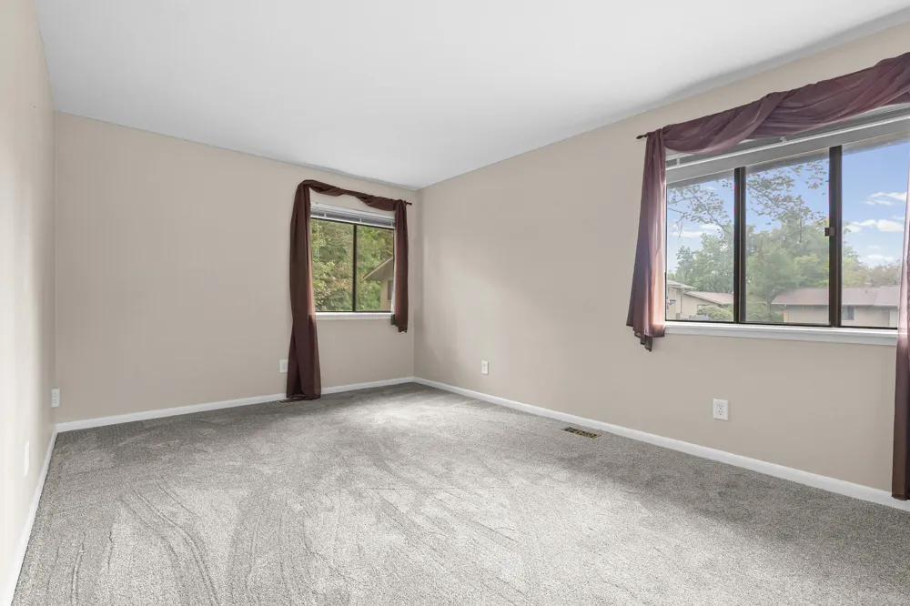 3844 Greenleaf Circle Kalamazoo, MI 49008