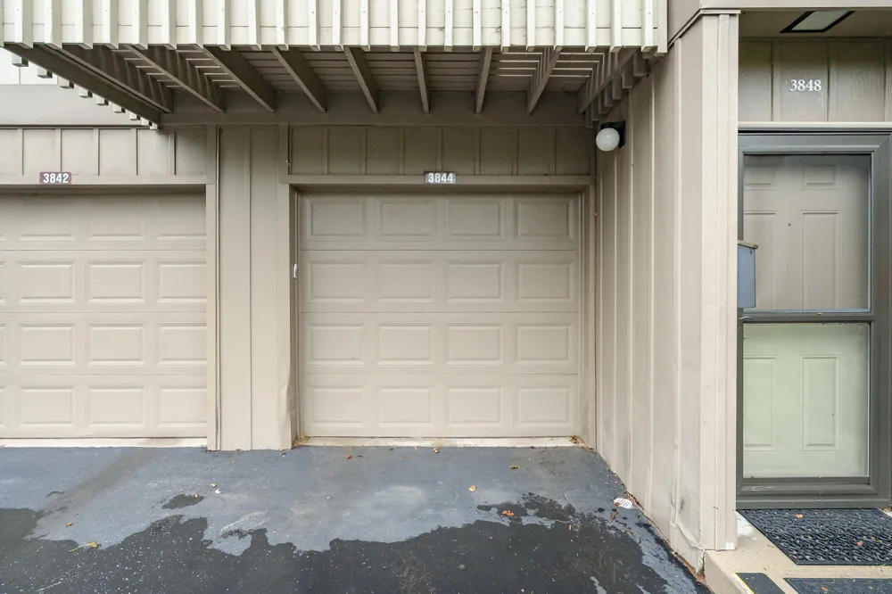 3844 Greenleaf Circle Kalamazoo, MI 49008