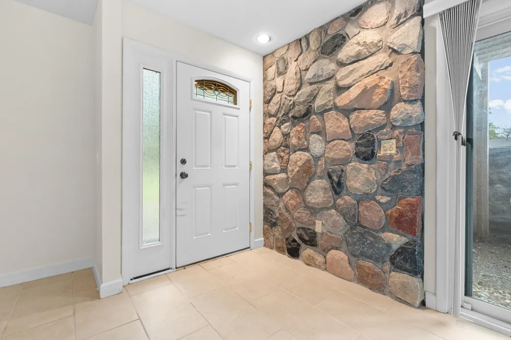 3844 Greenleaf Circle Kalamazoo, MI 49008