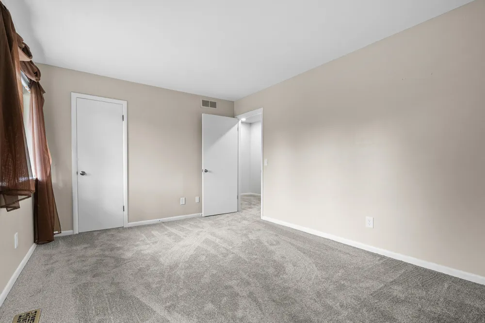 3844 Greenleaf Circle Kalamazoo, MI 49008