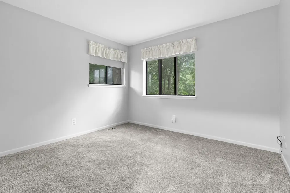 3844 Greenleaf Circle Kalamazoo, MI 49008