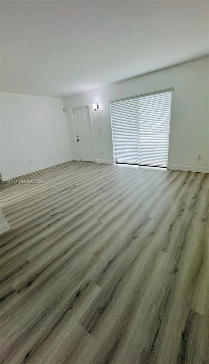 18216 Mediterranean Blvd #1-19 Hialeah, FL 33015