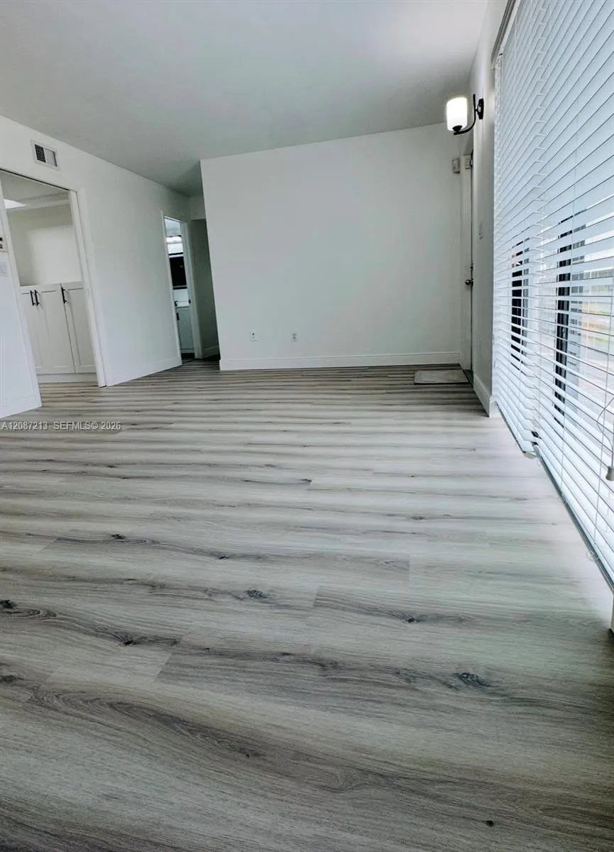 18216 Mediterranean Blvd #1-19 Hialeah, FL 33015