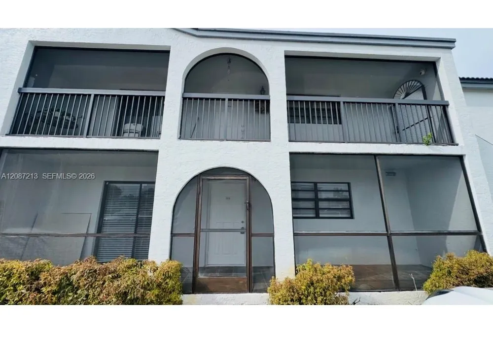 18216 Mediterranean Blvd #1-19 Hialeah, FL 33015