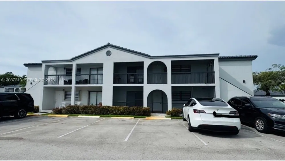 18216 Mediterranean Blvd #1-19 Hialeah, FL 33015
