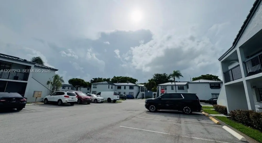 18216 Mediterranean Blvd #1-19 Hialeah, FL 33015