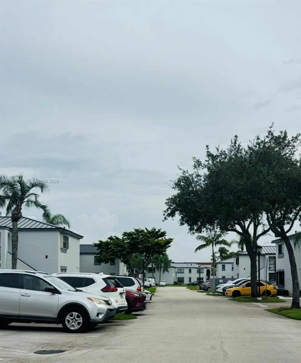 18216 Mediterranean Blvd #1-19 Hialeah, FL 33015