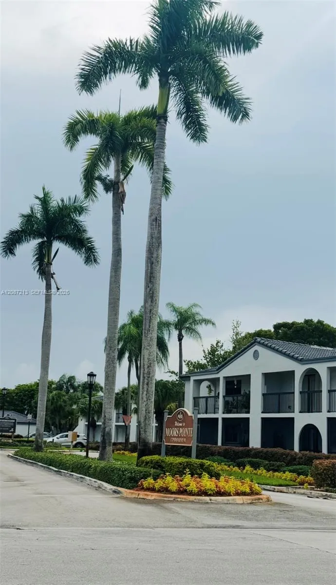 18216 Mediterranean Blvd #1-19 Hialeah, FL 33015