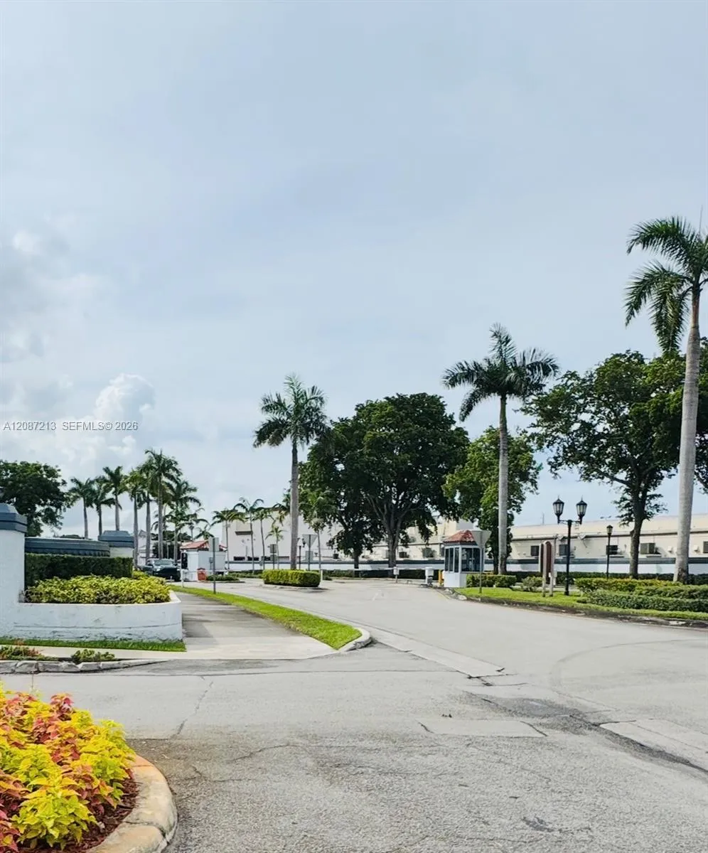 18216 Mediterranean Blvd #1-19 Hialeah, FL 33015