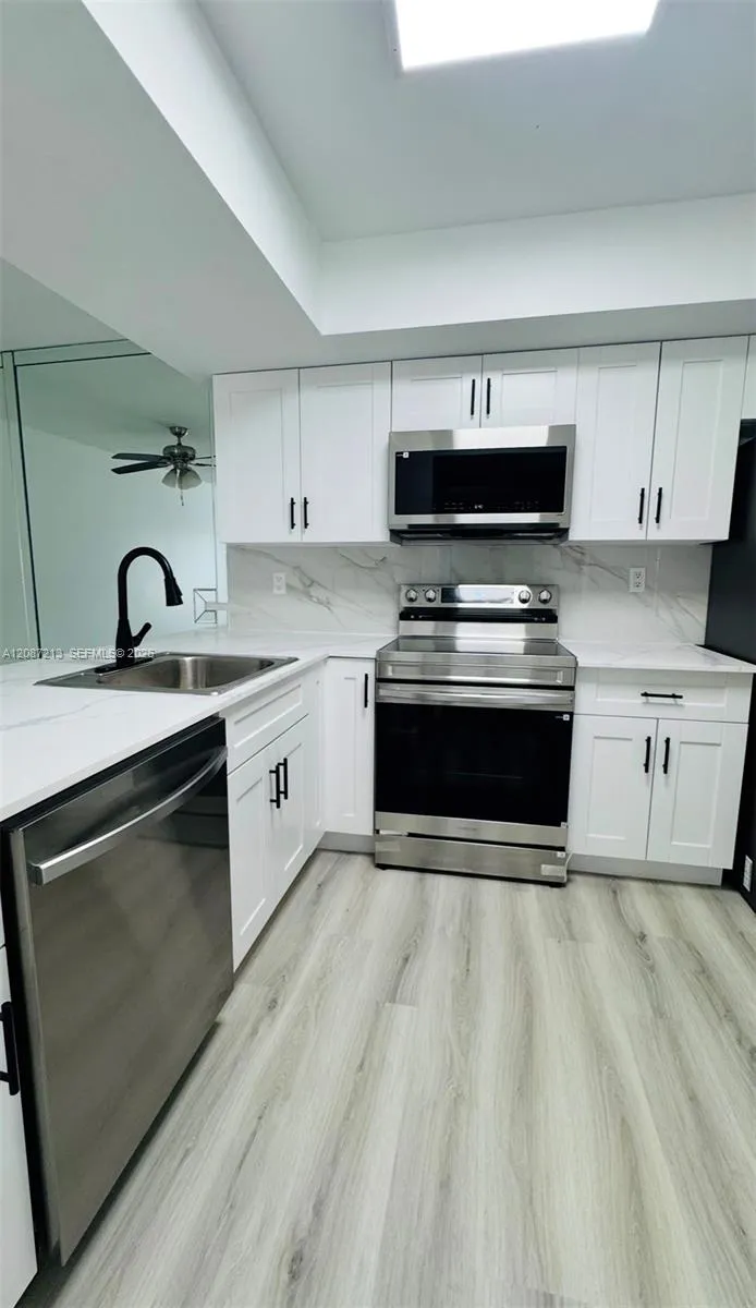 18216 Mediterranean Blvd #1-19 Hialeah, FL 33015