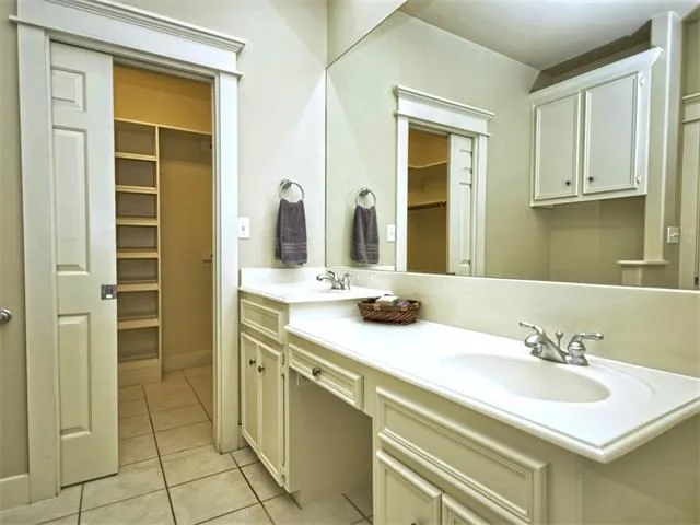 3701 Robinson Avenue Austin, TX 78722