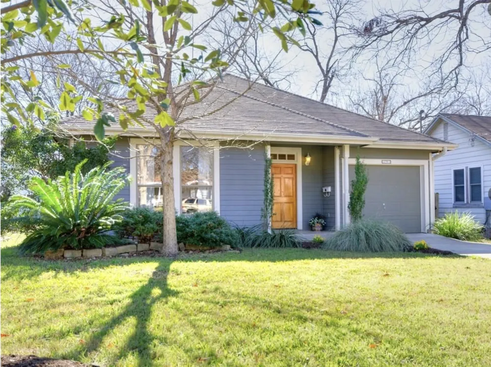 3701 Robinson Avenue Austin, TX 78722