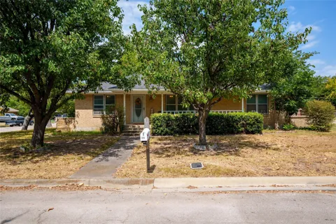 223 Hillcrest Street