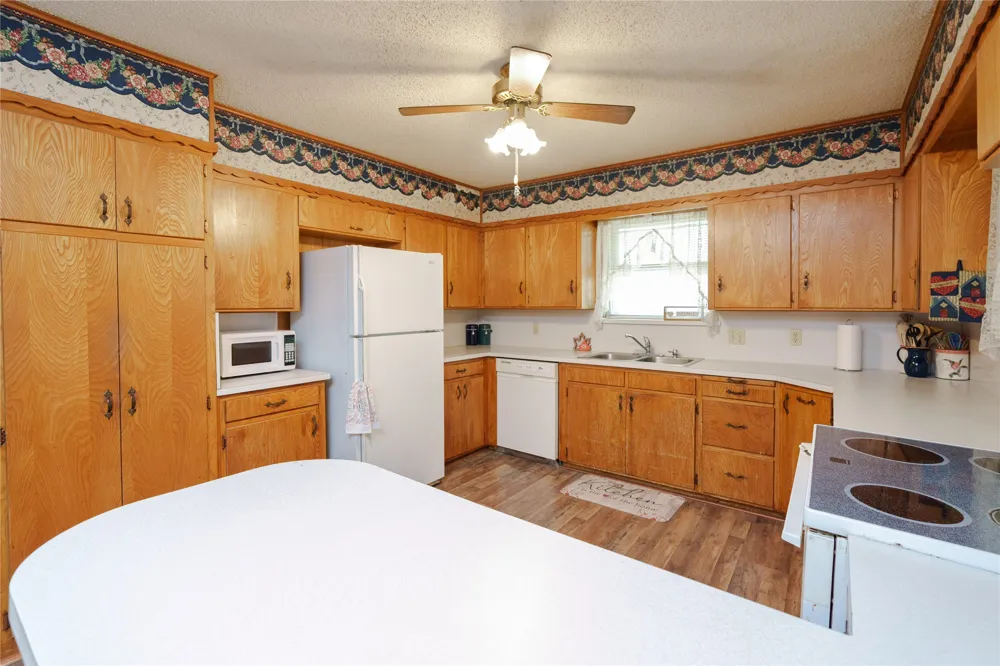 223 Hillcrest Street Sanger, TX 76266
