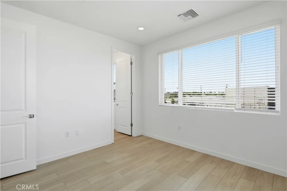 9311 Via Azul Pico Rivera, CA 90660