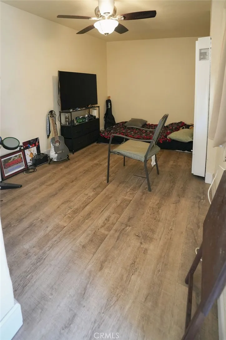 610 W Main Santa Maria, CA 93458
