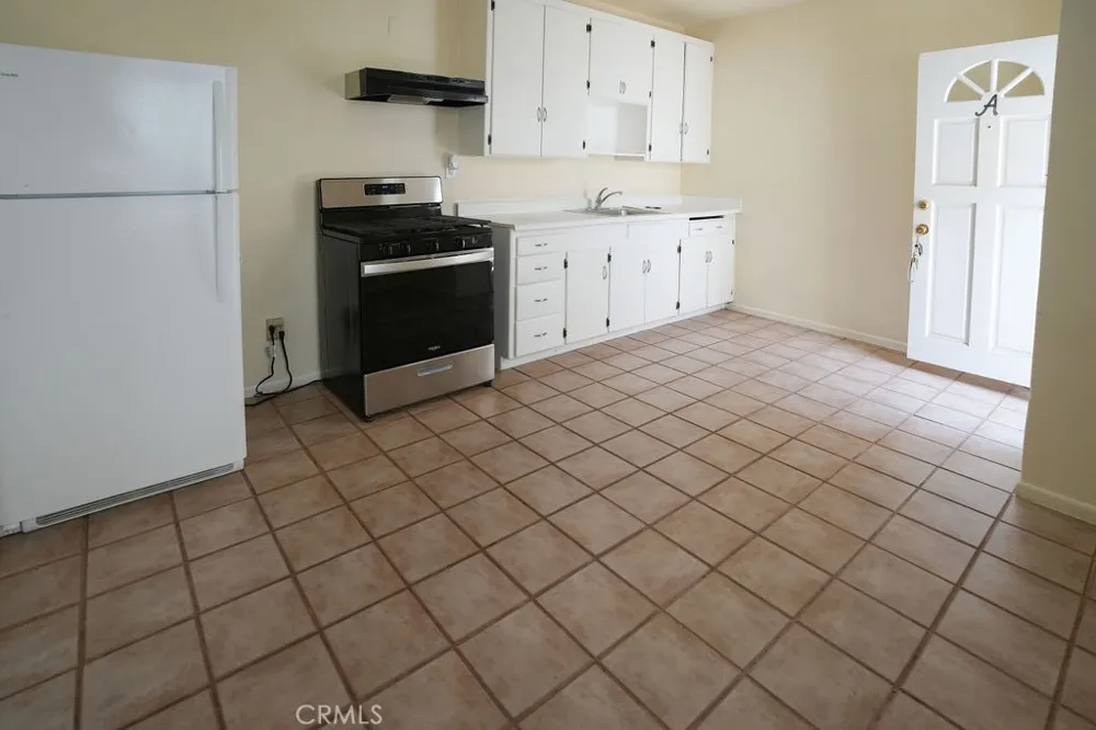 610 W Main Santa Maria, CA 93458