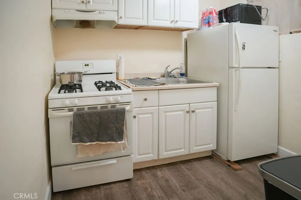 610 W Main Santa Maria, CA 93458
