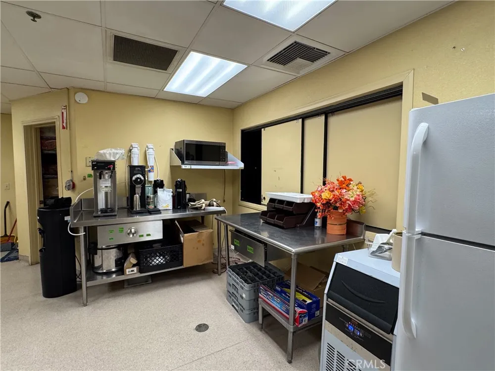 12791 Yorba Chino, CA 91710