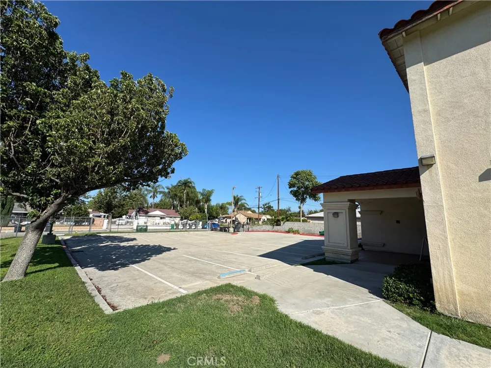 12791 Yorba Chino, CA 91710