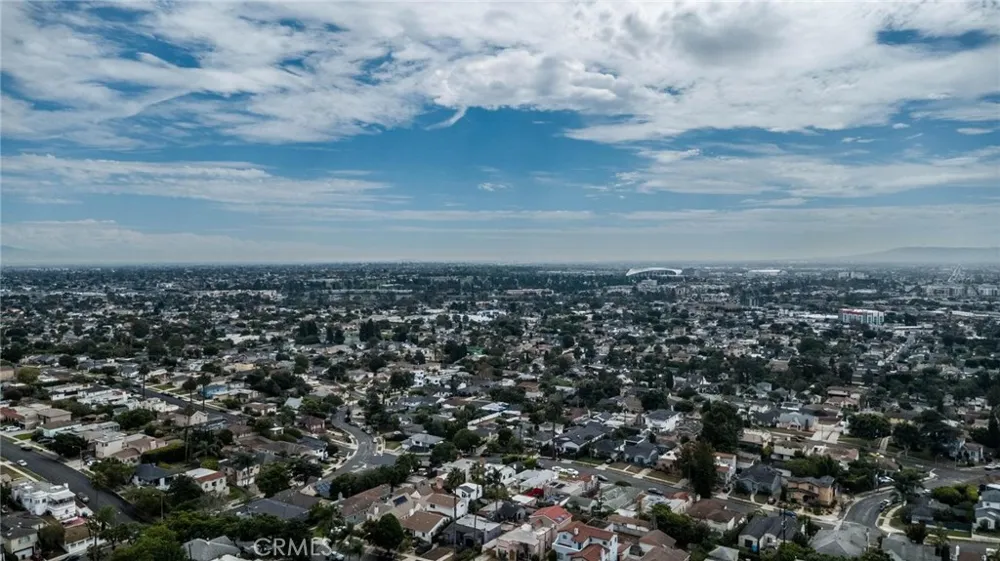 4427 W 60th Los Angeles, CA 90043