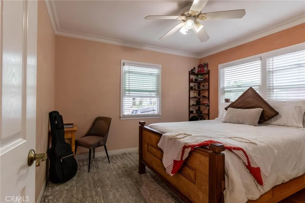 4427 W 60th Los Angeles, CA 90043