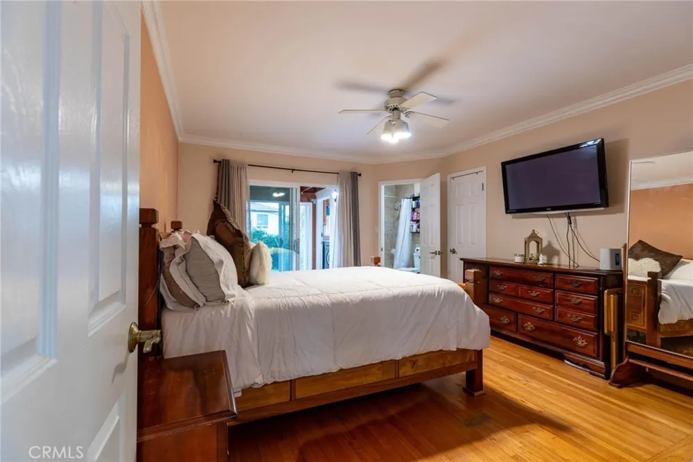 4427 W 60th Los Angeles, CA 90043