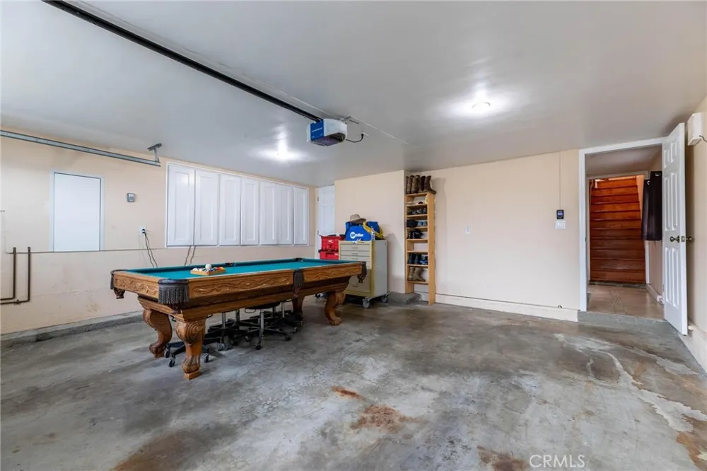 4427 W 60th Los Angeles, CA 90043