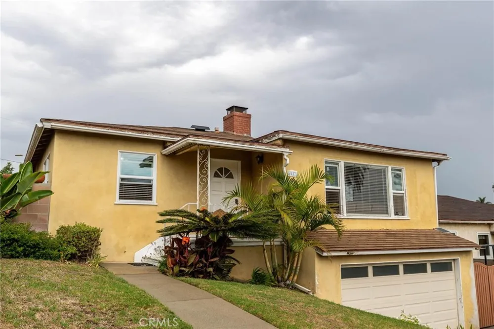 4427 W 60th Los Angeles, CA 90043