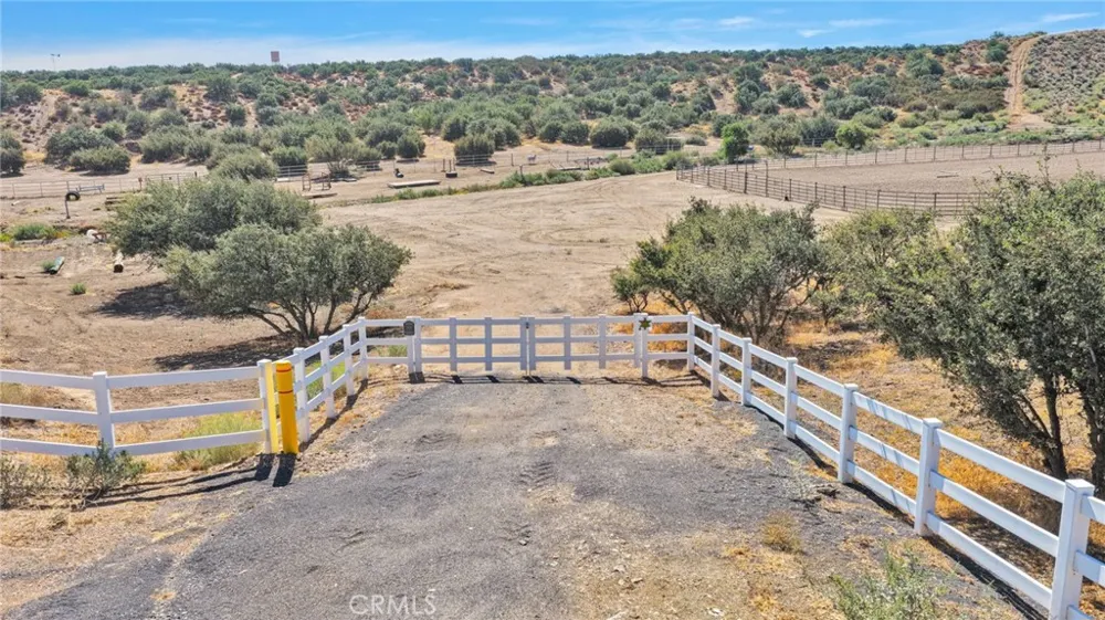 8089 Arrowhead Phelan, CA 92371