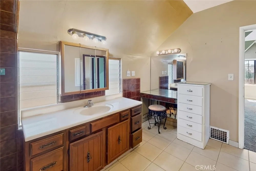 119 Ward Boulevard Oroville, CA 95966