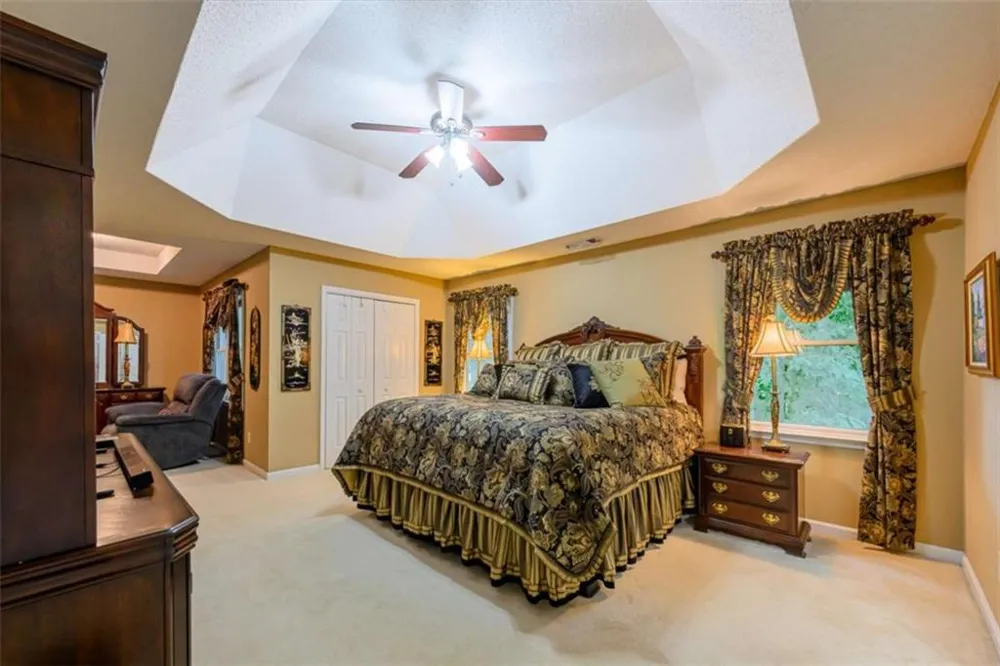 2140 Soft Pine Lane Acworth, GA 30102
