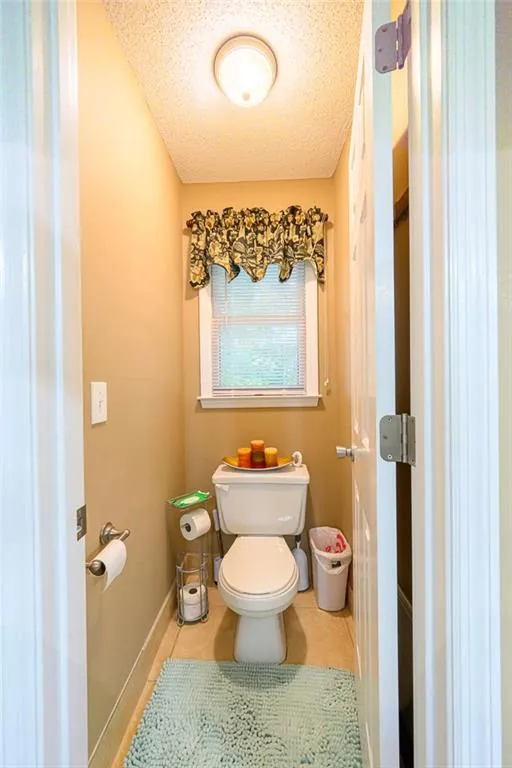 2140 Soft Pine Lane Acworth, GA 30102