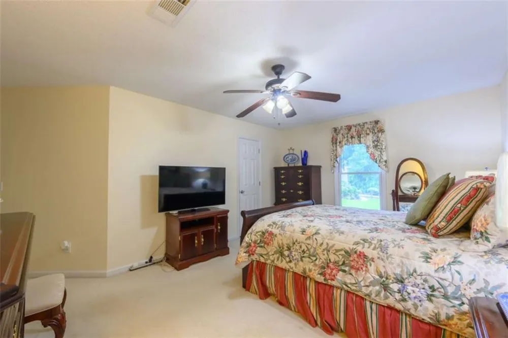2140 Soft Pine Lane Acworth, GA 30102