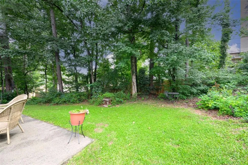 2140 Soft Pine Lane Acworth, GA 30102