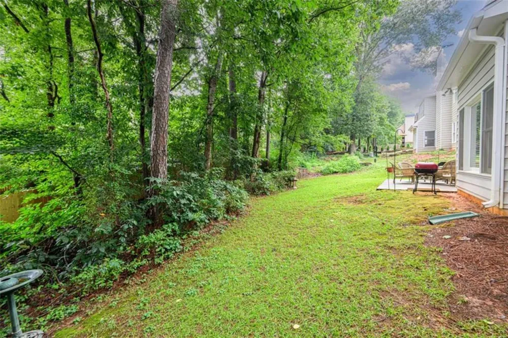 2140 Soft Pine Lane Acworth, GA 30102