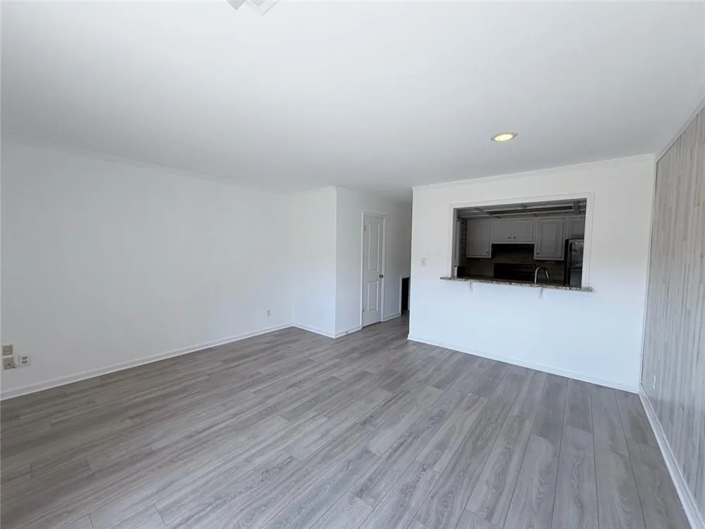 3925 Mountain View Road #E3 Oakwood, GA 30566