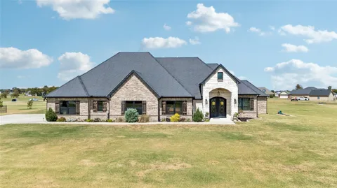 102 Rustic Lane