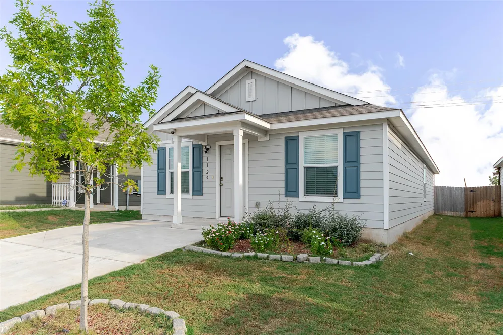 1129 Catfish Lane Bastrop, TX 78602