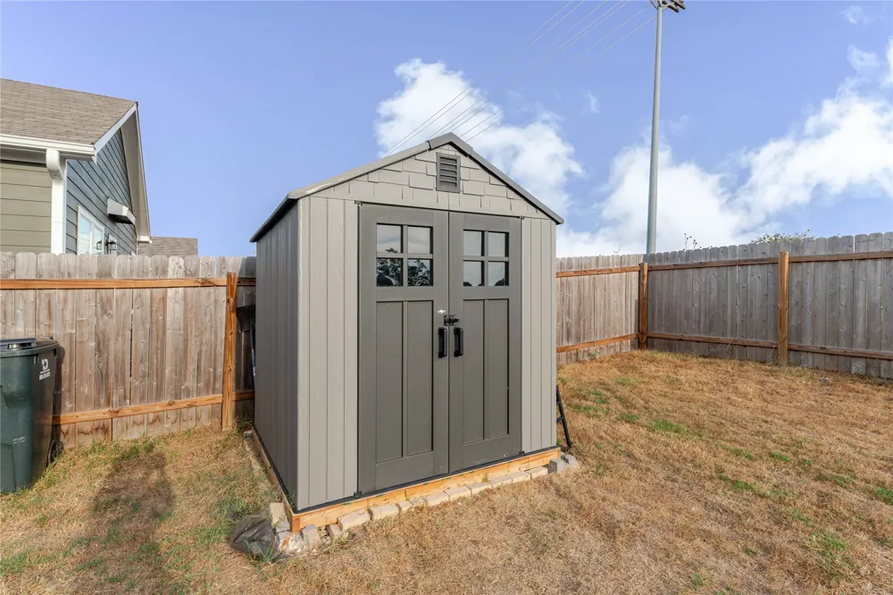1129 Catfish Lane Bastrop, TX 78602