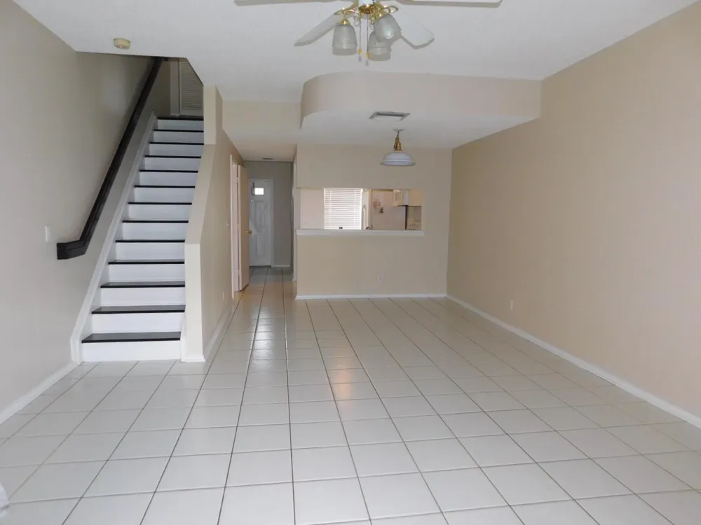 50 Simonton Circle Weston, FL 33326