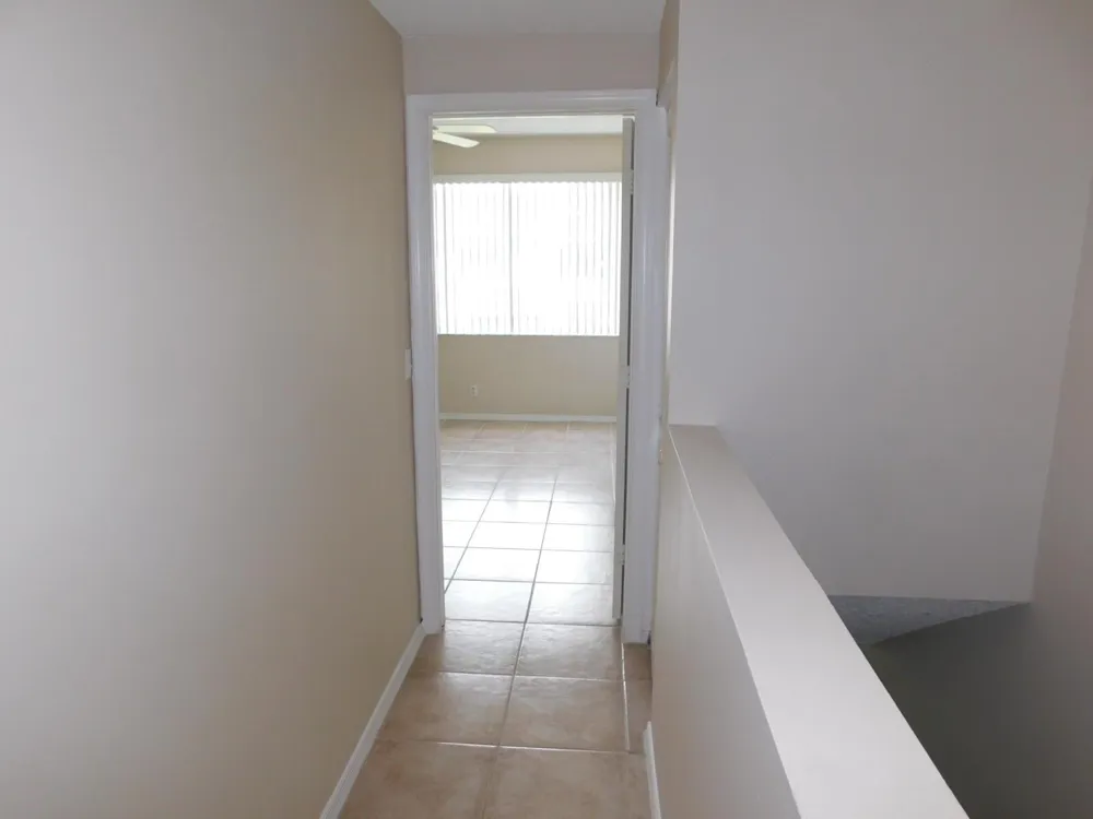 50 Simonton Circle Weston, FL 33326
