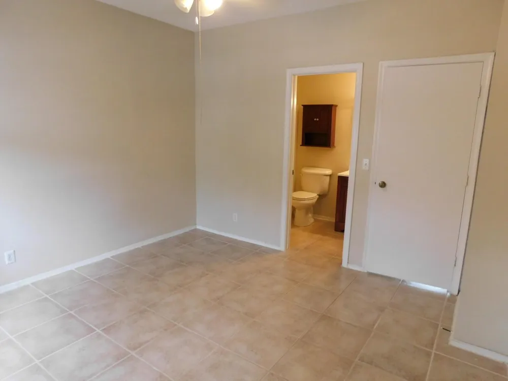 50 Simonton Circle Weston, FL 33326