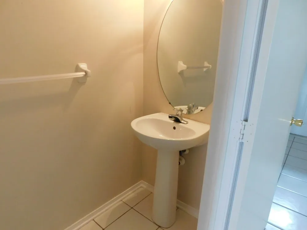 50 Simonton Circle Weston, FL 33326