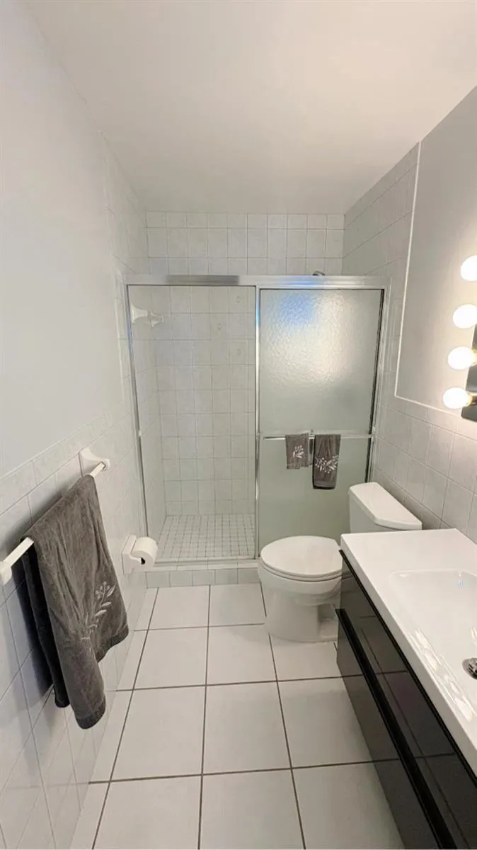 1560 MCKINLEY STREET #111W Hollywood, FL 33020